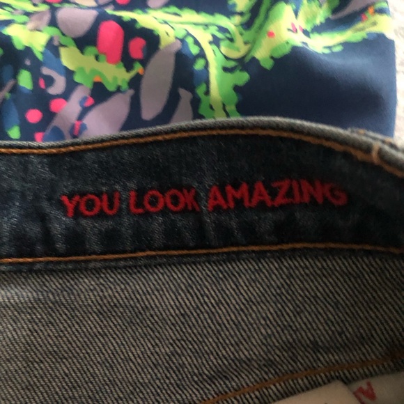 Alice + Olivia Amazing High Rise Girlfriend Embroidered Floral Slim Jeans Guilty - Picture 6 of 12